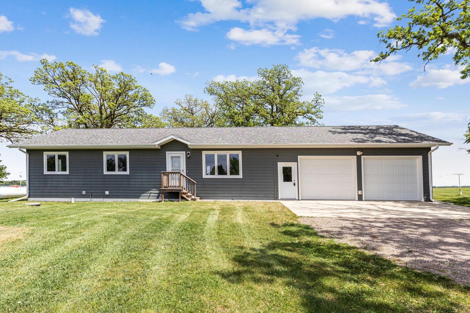 Property Photo:  6149 193rd Avenue NW  MN 56279 