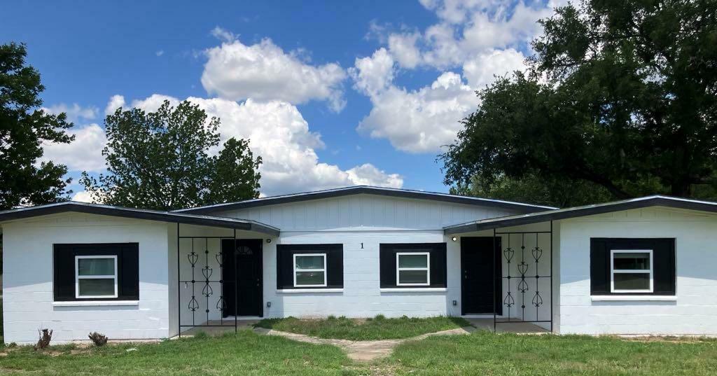 Property Photo: 2906 Southside Drive A TX 76801