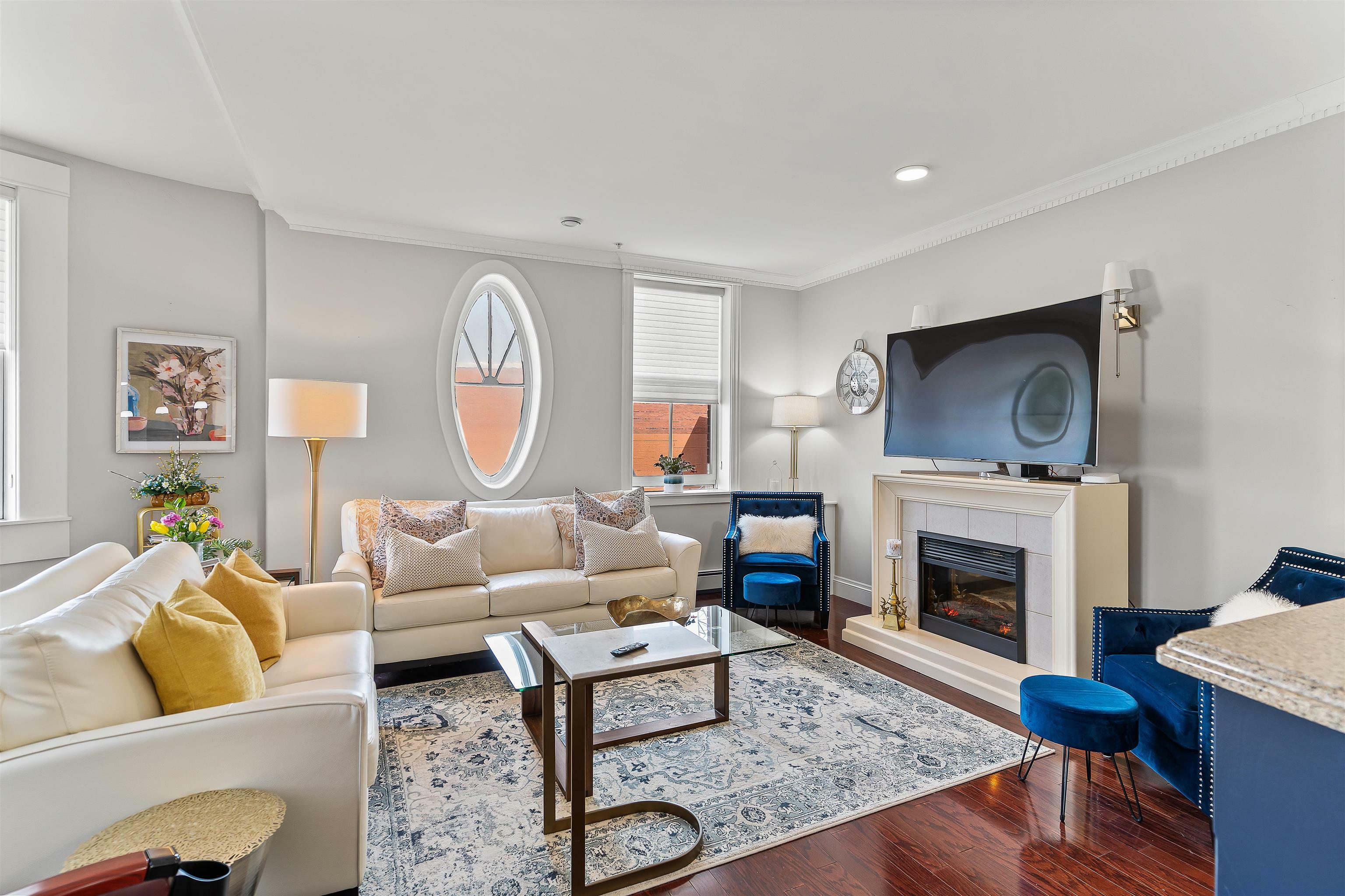 Property Photo: 8 Queen Street 204 PE C1N 0A6