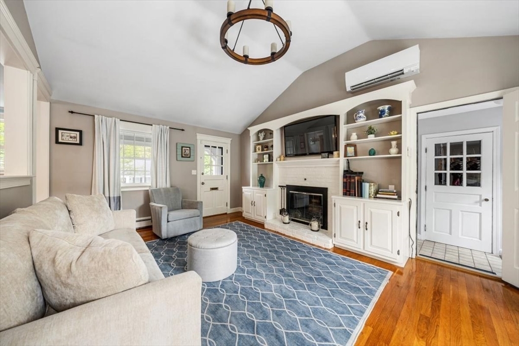 Property Photo: 10 Hoover Rd MA 02043