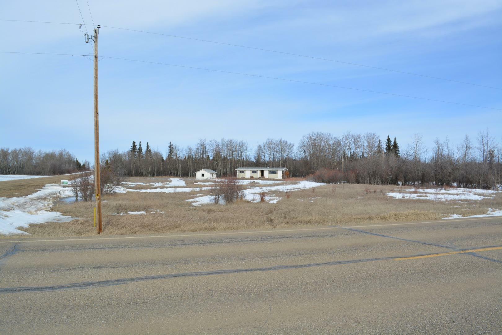 Property Photo: 81003 Range Road 205 AB T0H 2R0