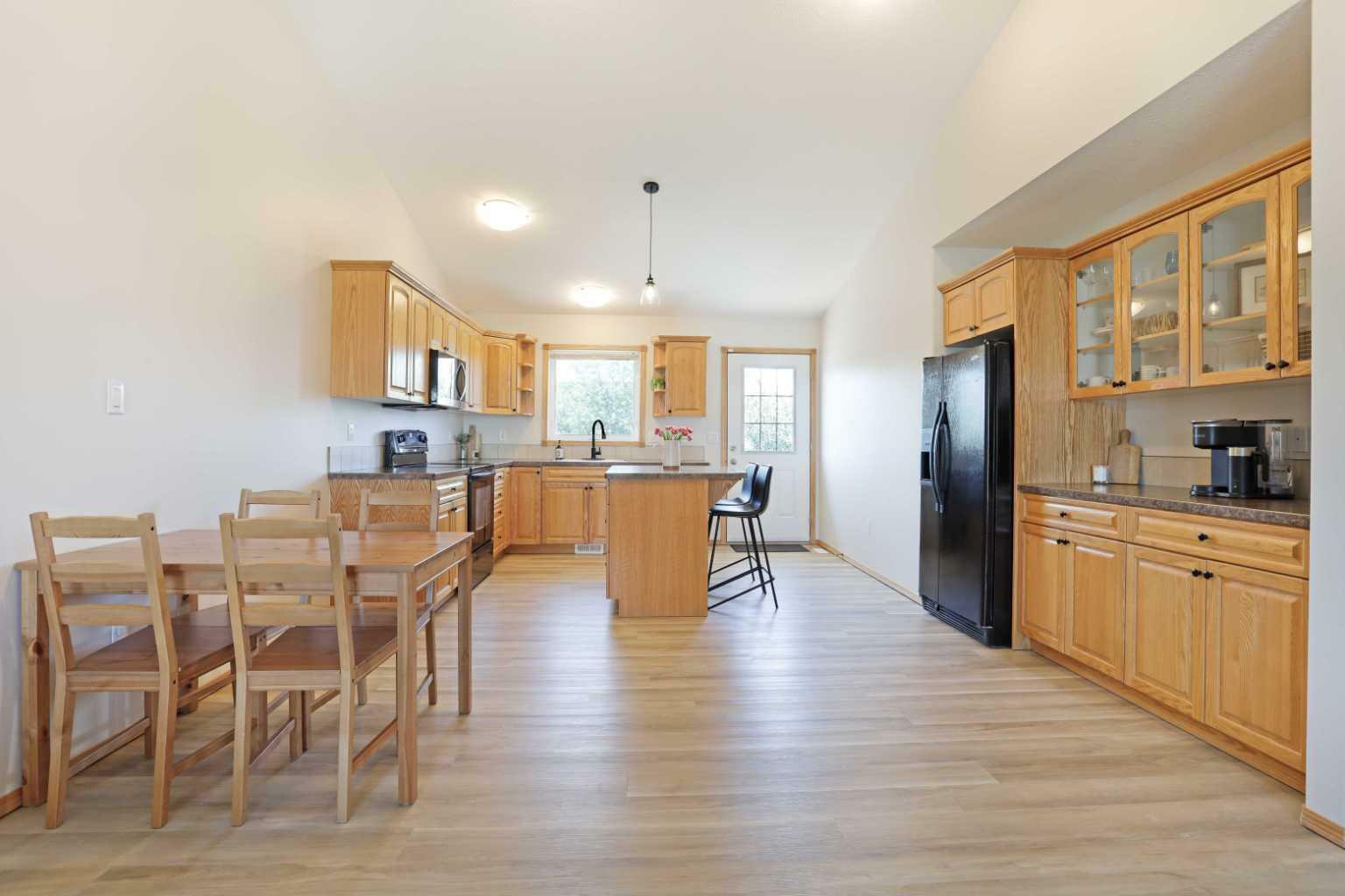 Property Photo: 215 Upland Avenue AB T1R 1N1