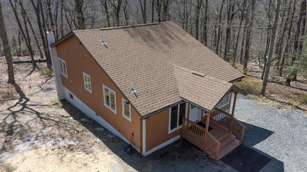 Property Photo:  3493 Farview Drive  PA 18301 