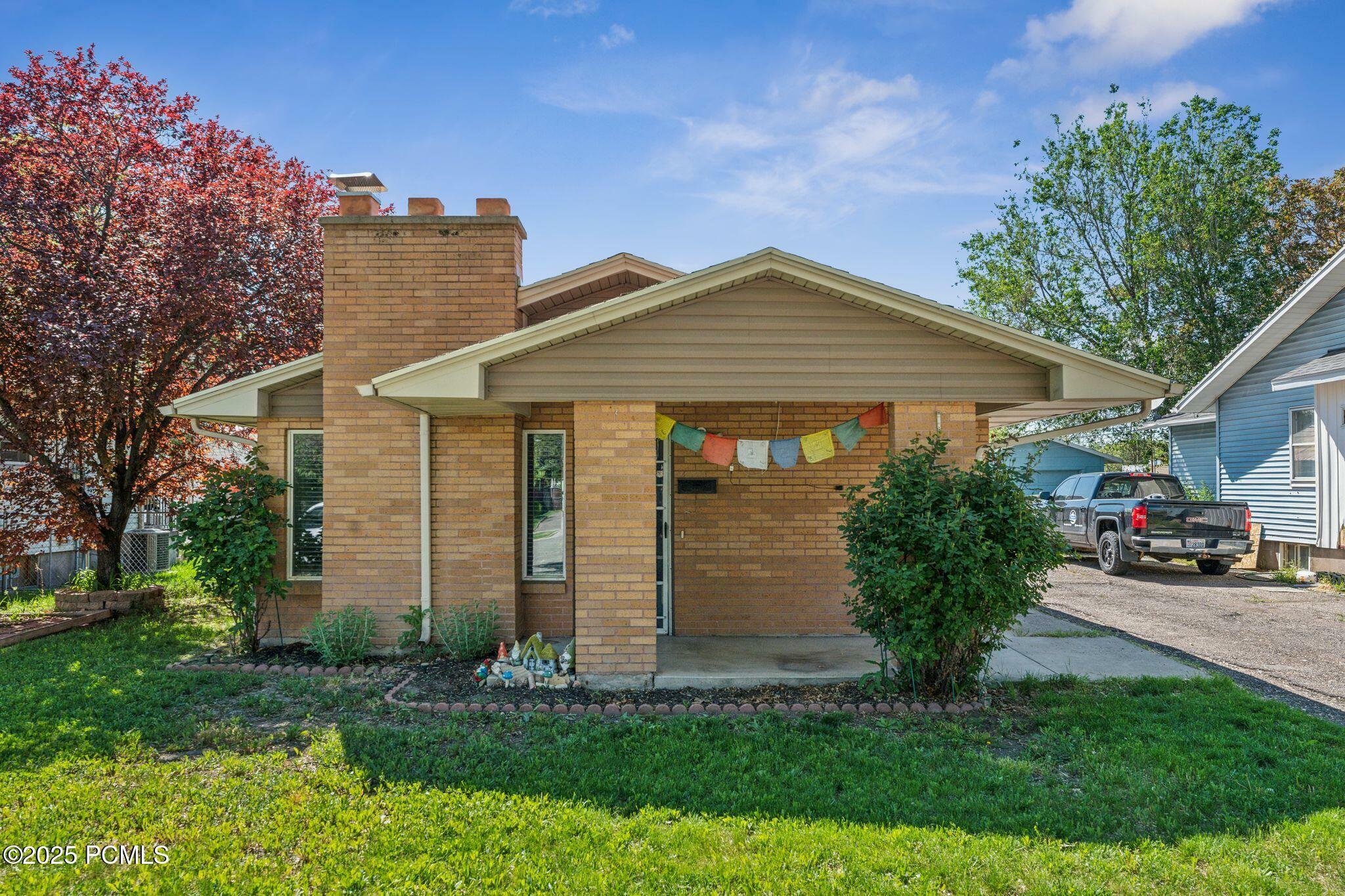 Property Photo: 573 W 1100 W UT 84116