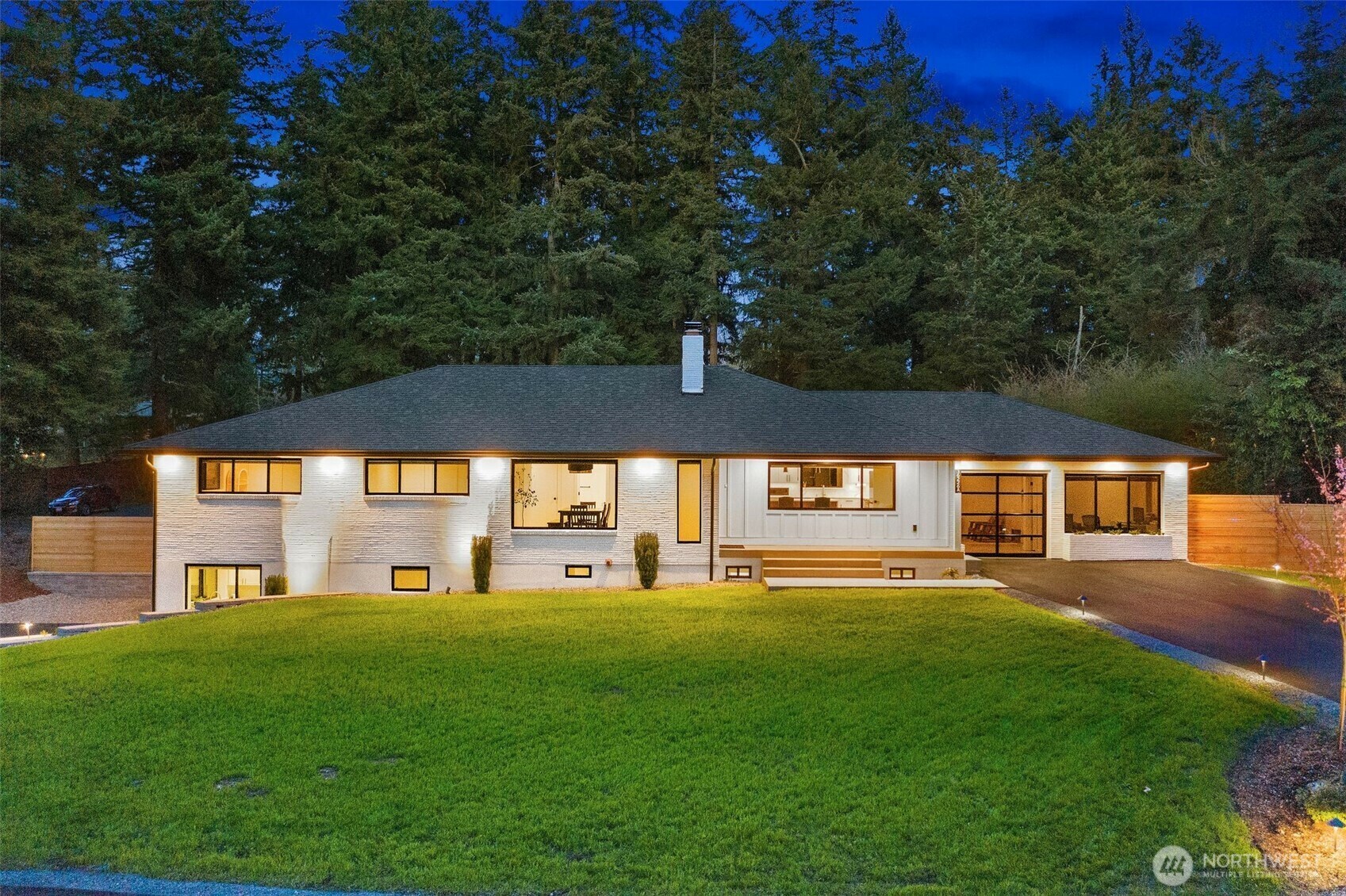 Property Photo: 36226 28th Ave S WA 98003