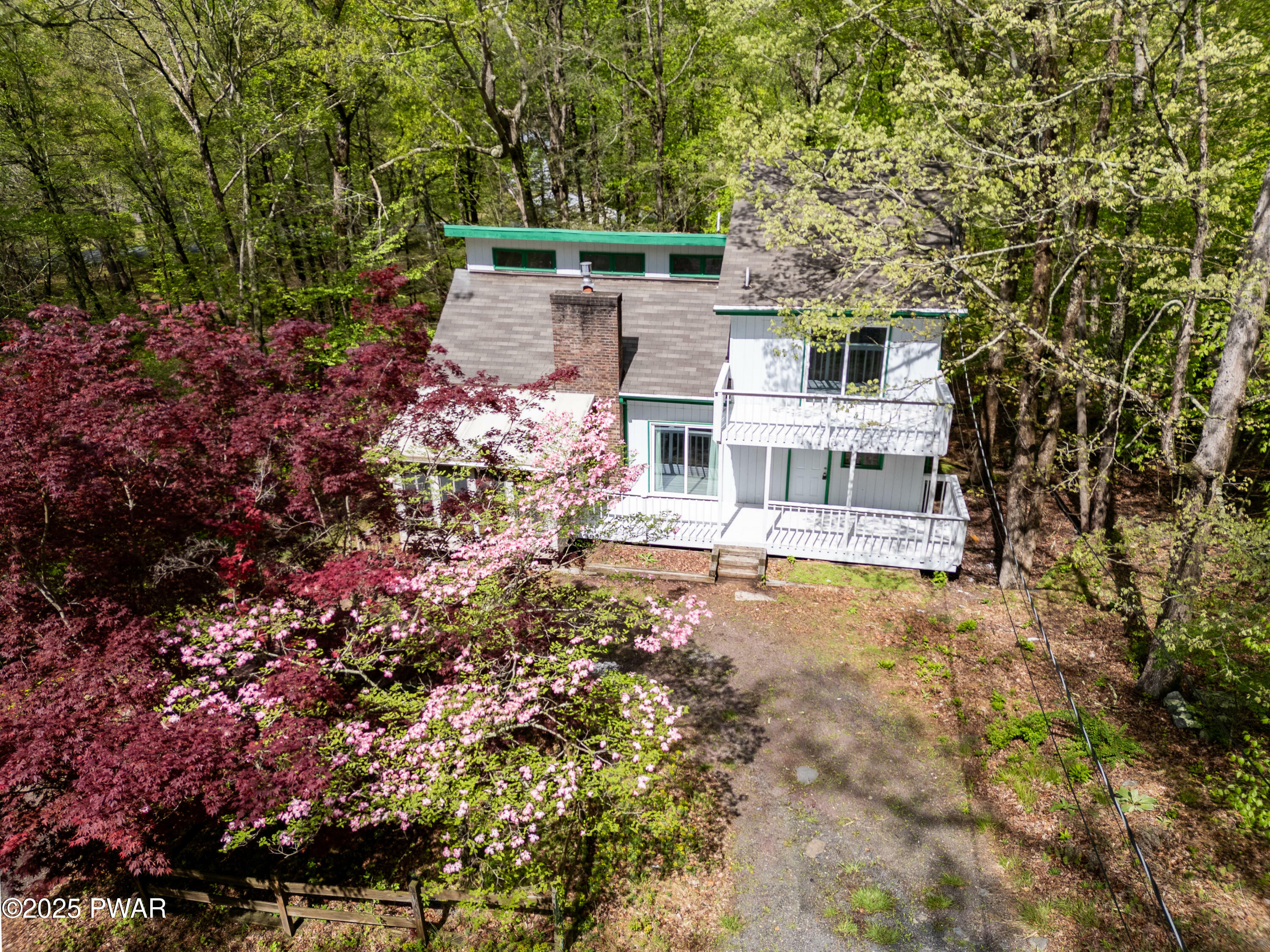 Property Photo: 113 Regent Street PA 18324