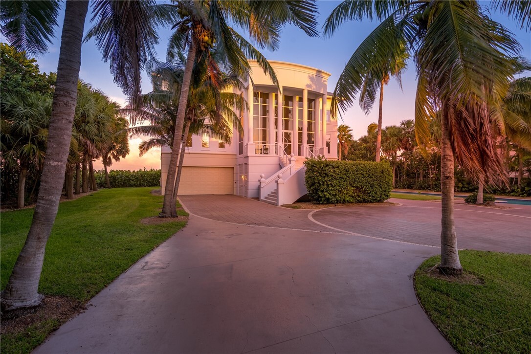 Property Photo: 2340 S Highway A1a FL 32963