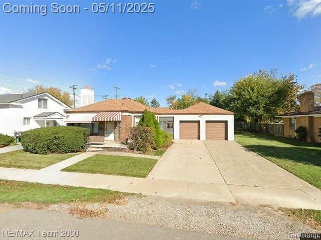 Property Photo: 3850 Demean Street MI 48122