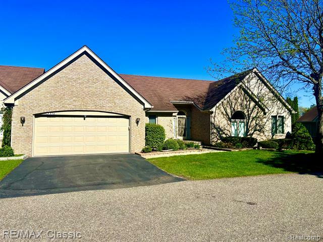 5379 Fairway  West Bloomfield Twp MI 48323 photo