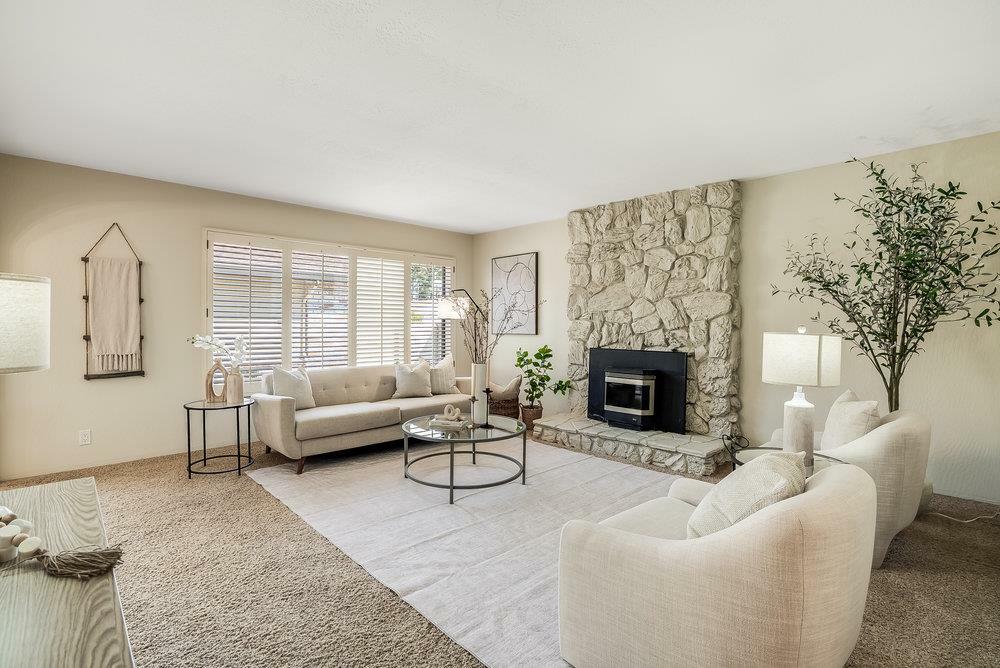 Property Photo: 2500 Catalpa Way CA 94066