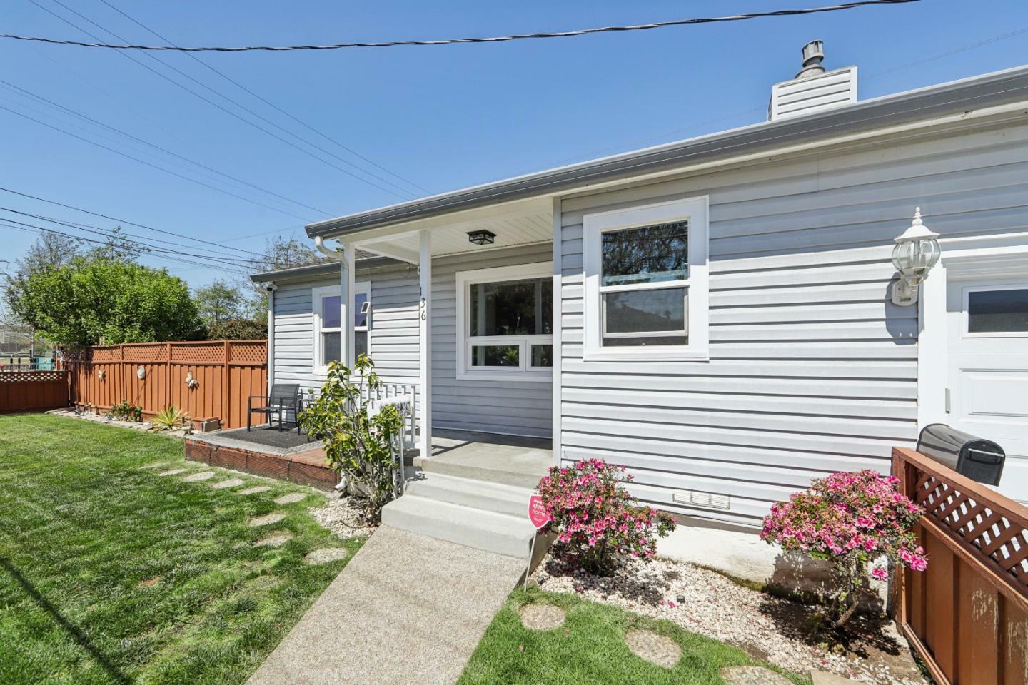 Property Photo: 136 North Rochester Street CA 94401