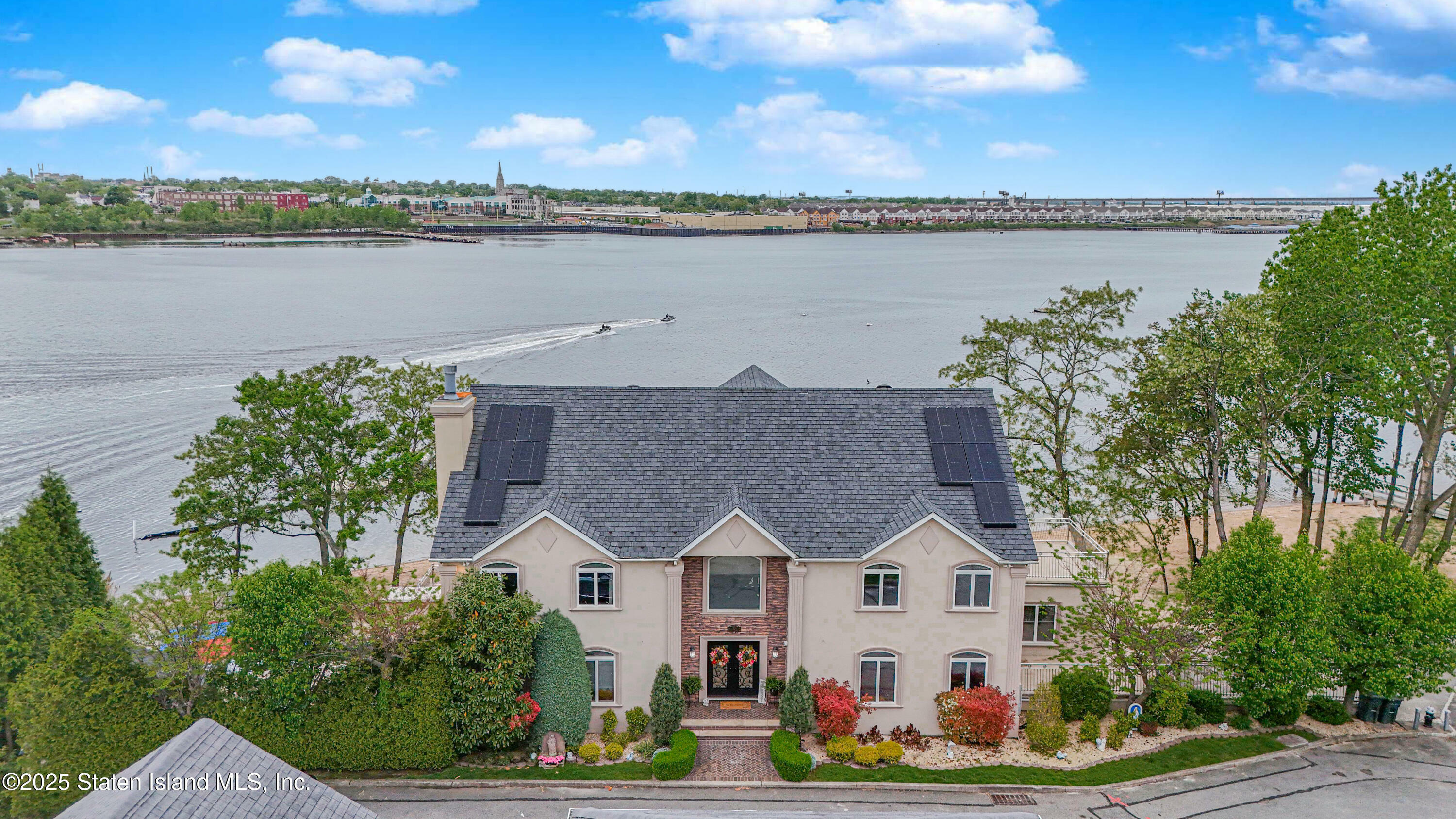 30 Aviva Court  Staten Island NY 10307 photo