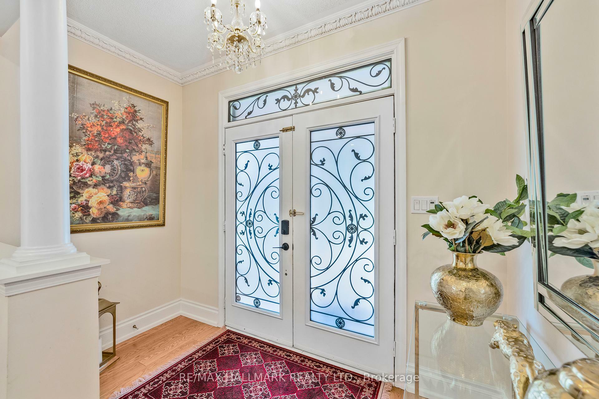 Property Photo: 178 Stonemanor Avenue ON L1R 2Z1