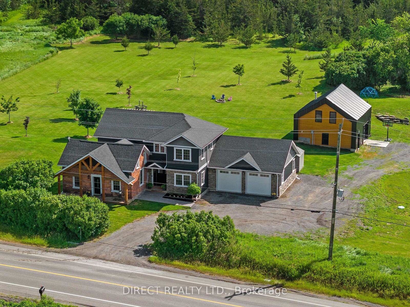 Property Photo: 676 Deseronto Road ON K0K 1X0