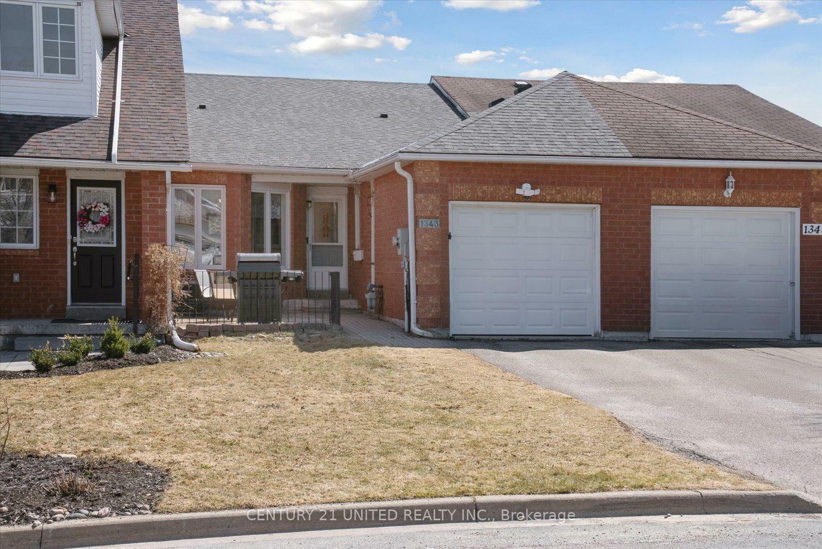 Photo de la propriété: 1343 Eagle Crescent ON K9K 2K7