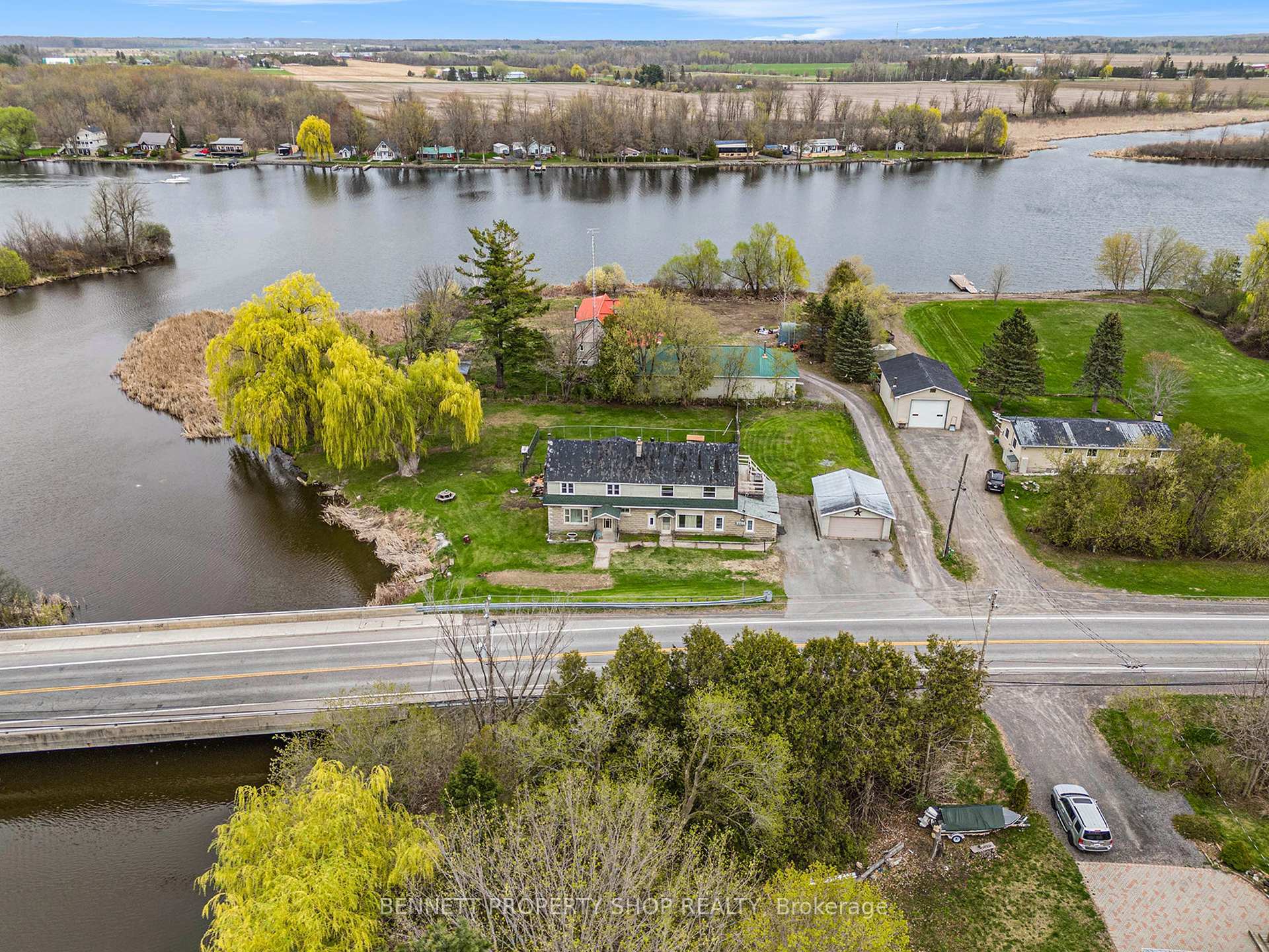 Property Photo: 6763 Rideau Valley Drive S ON K0A 2E0