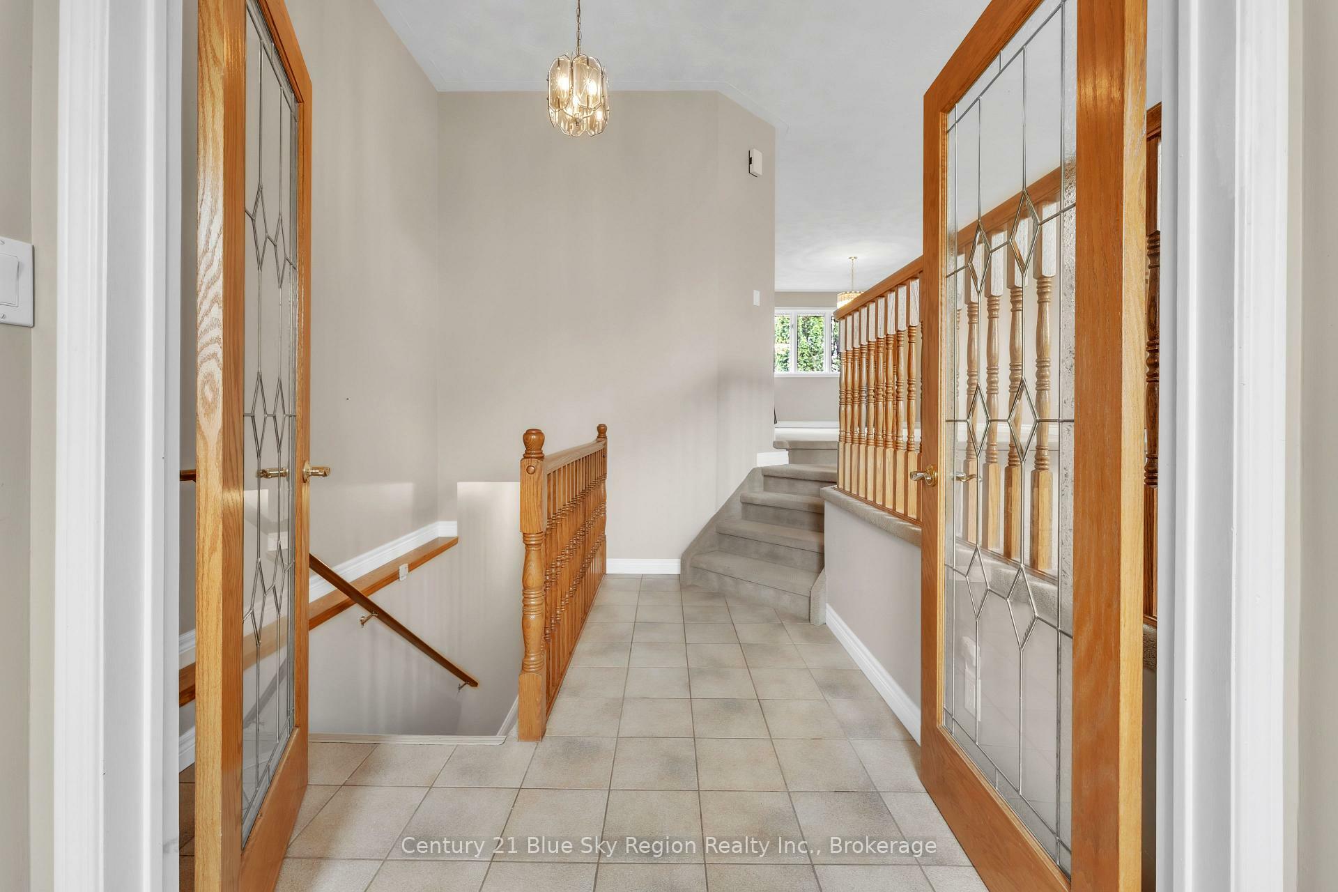 Photo de la propriété: 355 Elmwood Avenue ON P1B 9N4
