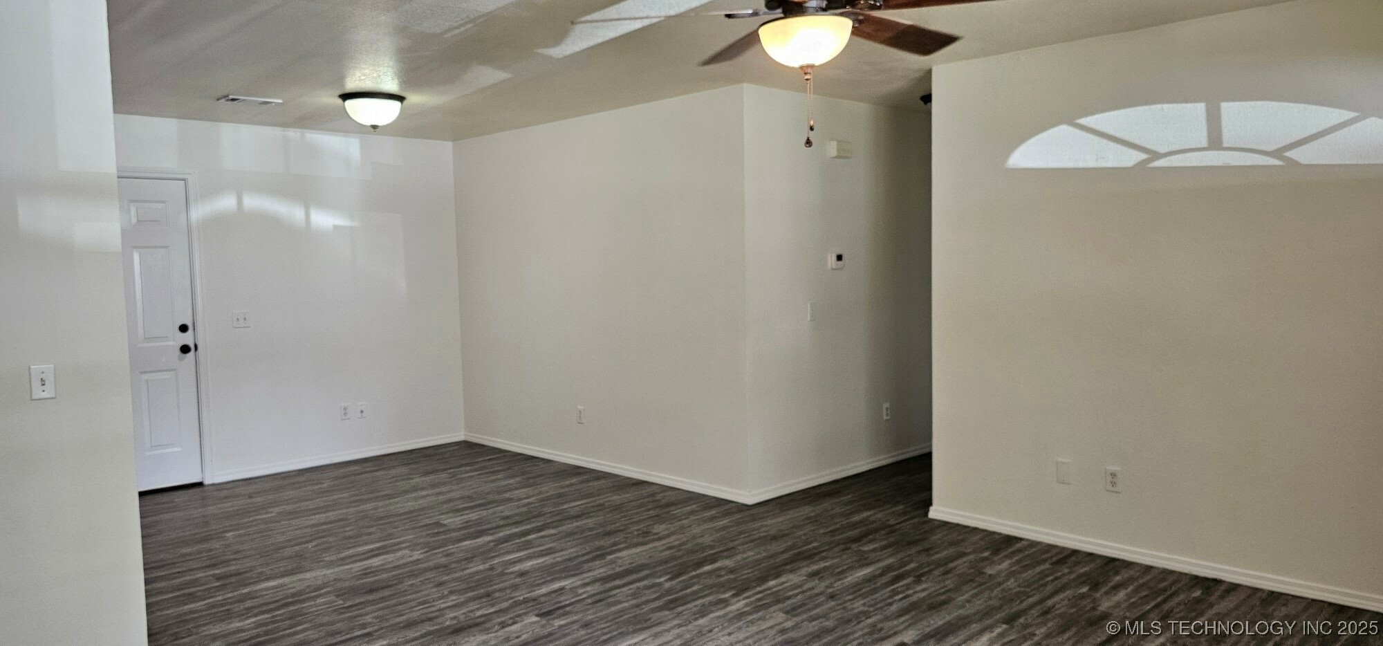 Property Photo: 103 E Iola OK 74955