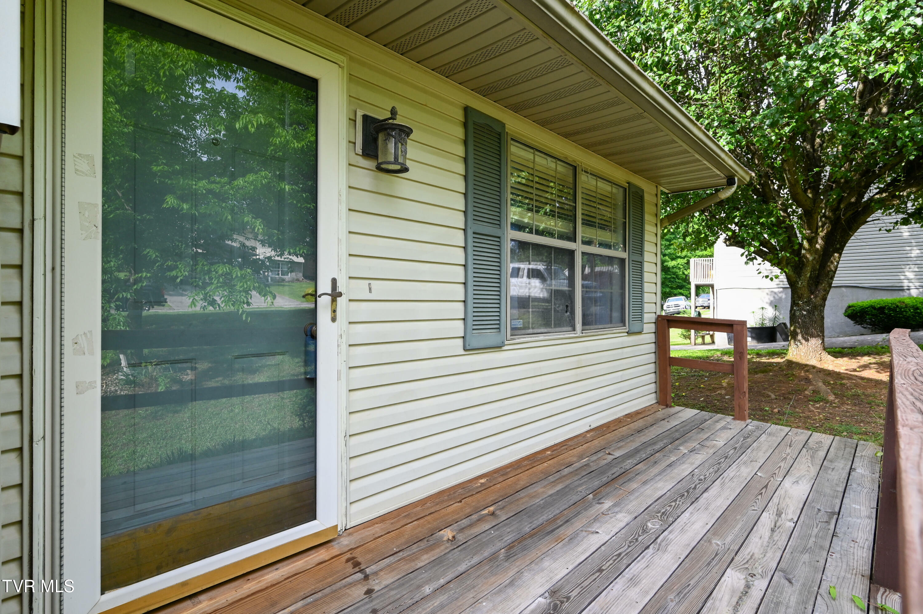 Property Photo: 1401 Colony Circle TN 37813