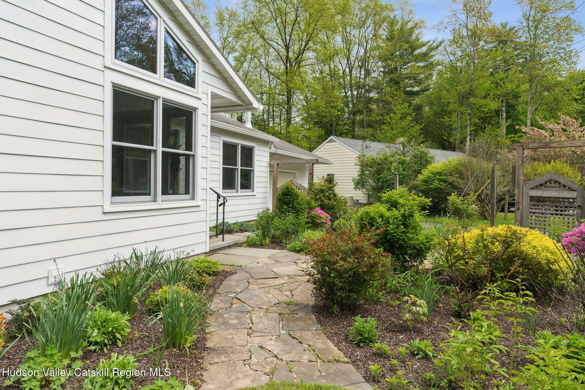 Property Photo: 207 Elwyn NY 12498