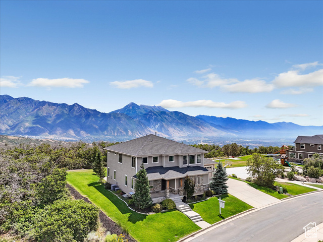 Property Photo: 15229 S Tall Woods Dr UT 84020