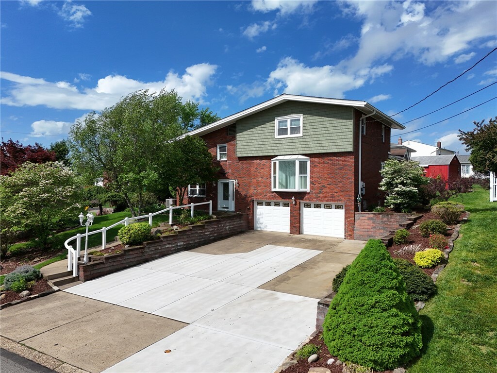 118 Tangelo Dr  Jefferson Hills PA 15025 photo