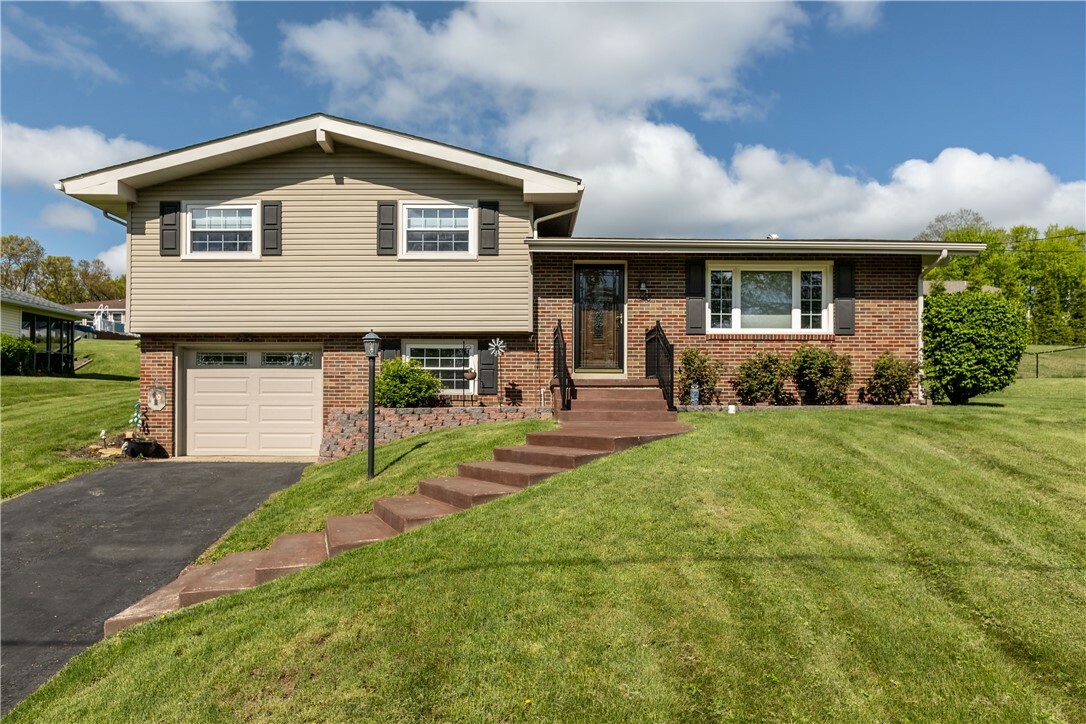 Property Photo: 1403 Book Ave PA 15010