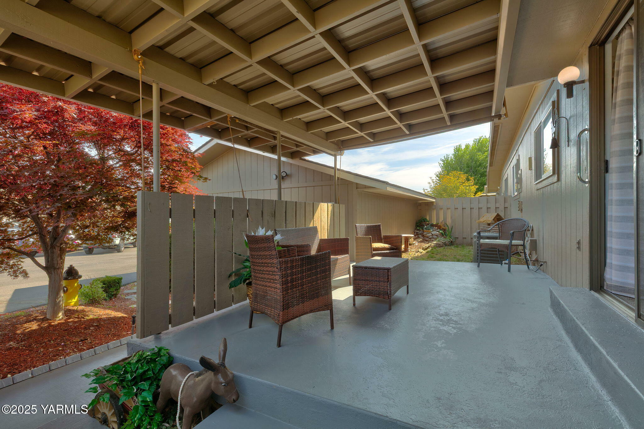 Property Photo:  3012 Redwood Way 21  WA 98902 