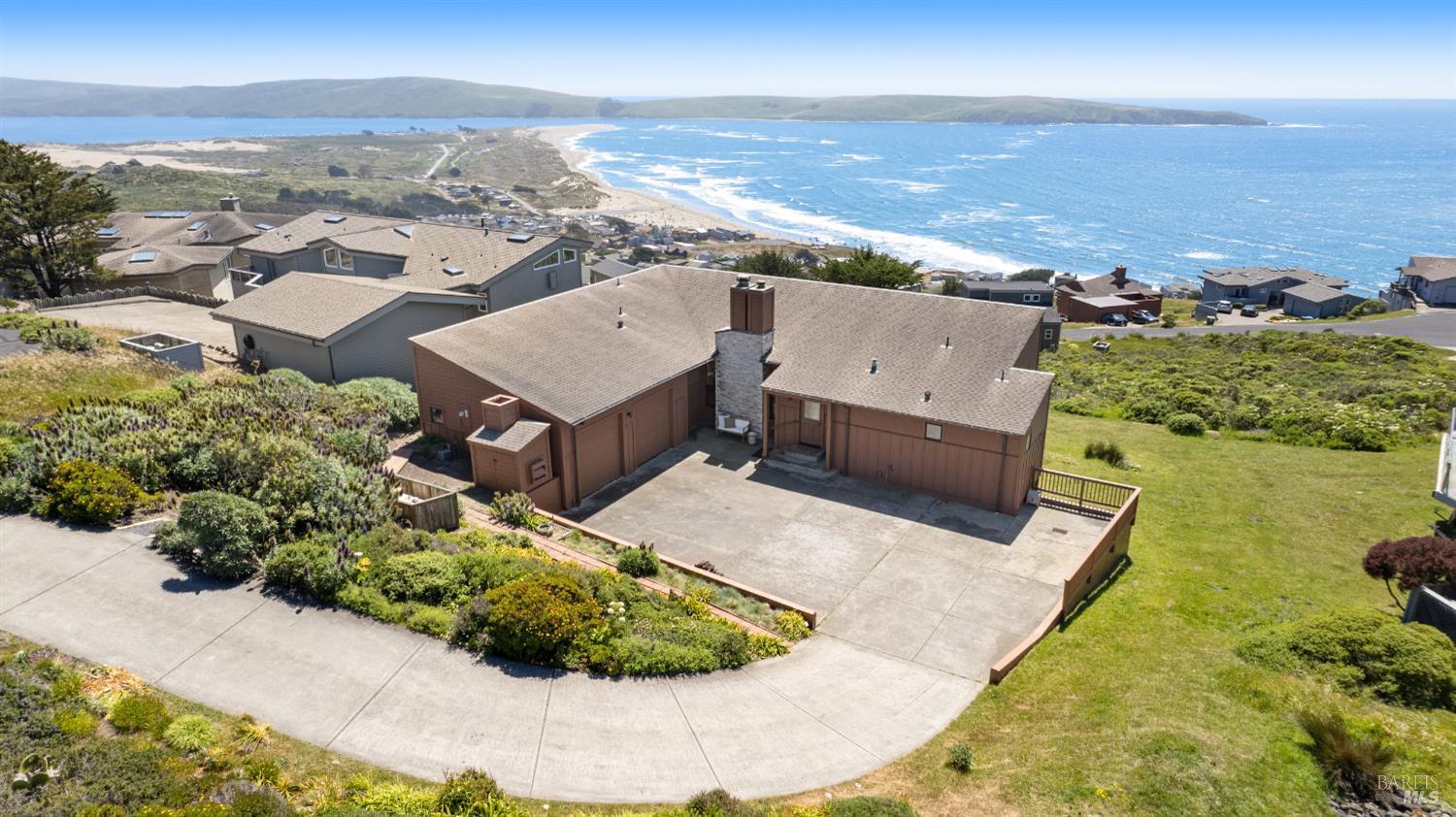 Property Photo: 21 Maui Lane CA 94929