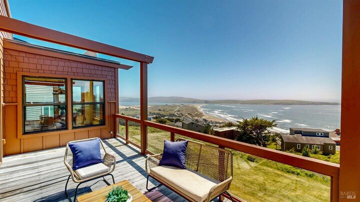 Property Photo:  21 Maui Lane  CA 94929 