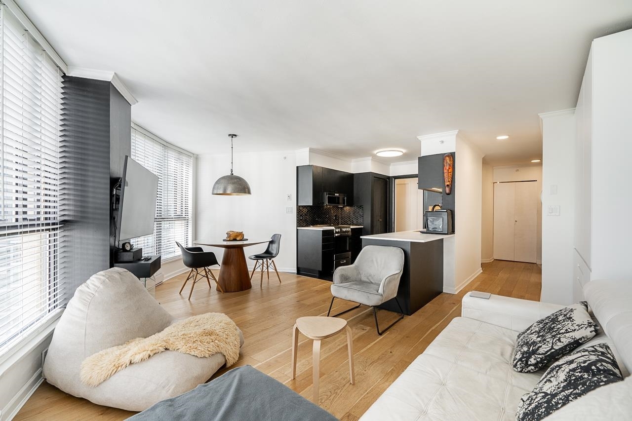 Property Photo: 488 Helmcken Street 1005 BC V6B 6E4