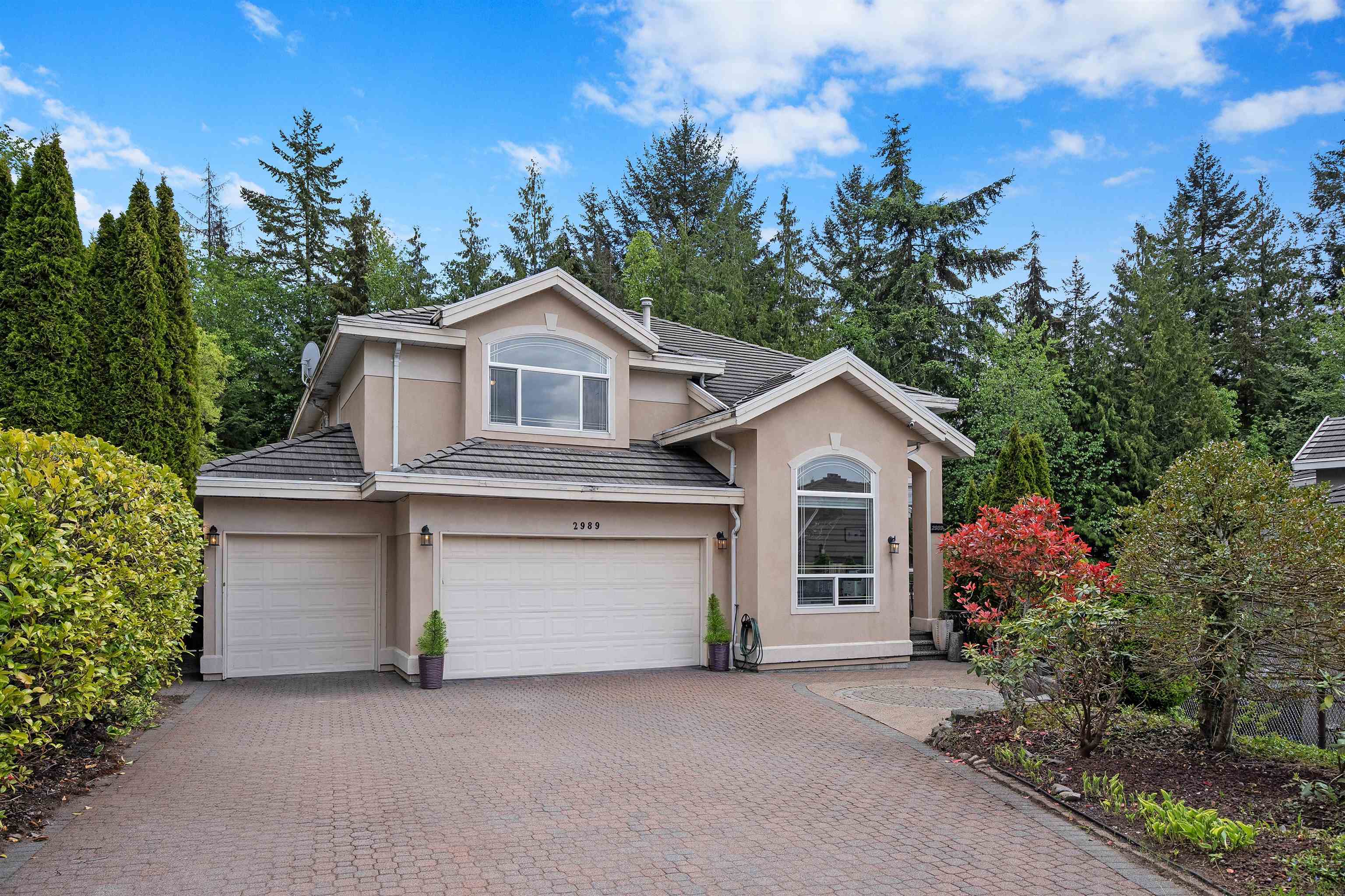 Photo de la propriété: 2989 Forestridge Place BC V3E 3M6
