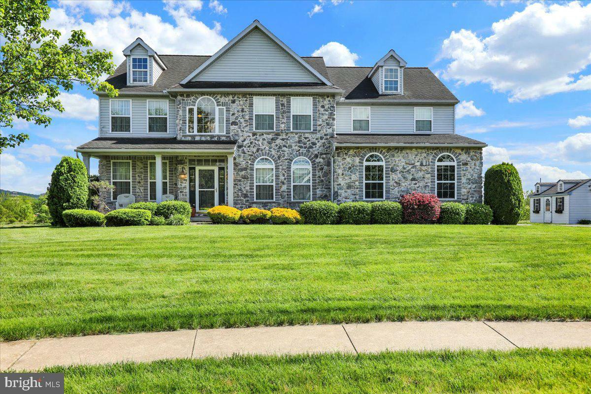 Property Photo: 404 Southfield Drive PA 19547