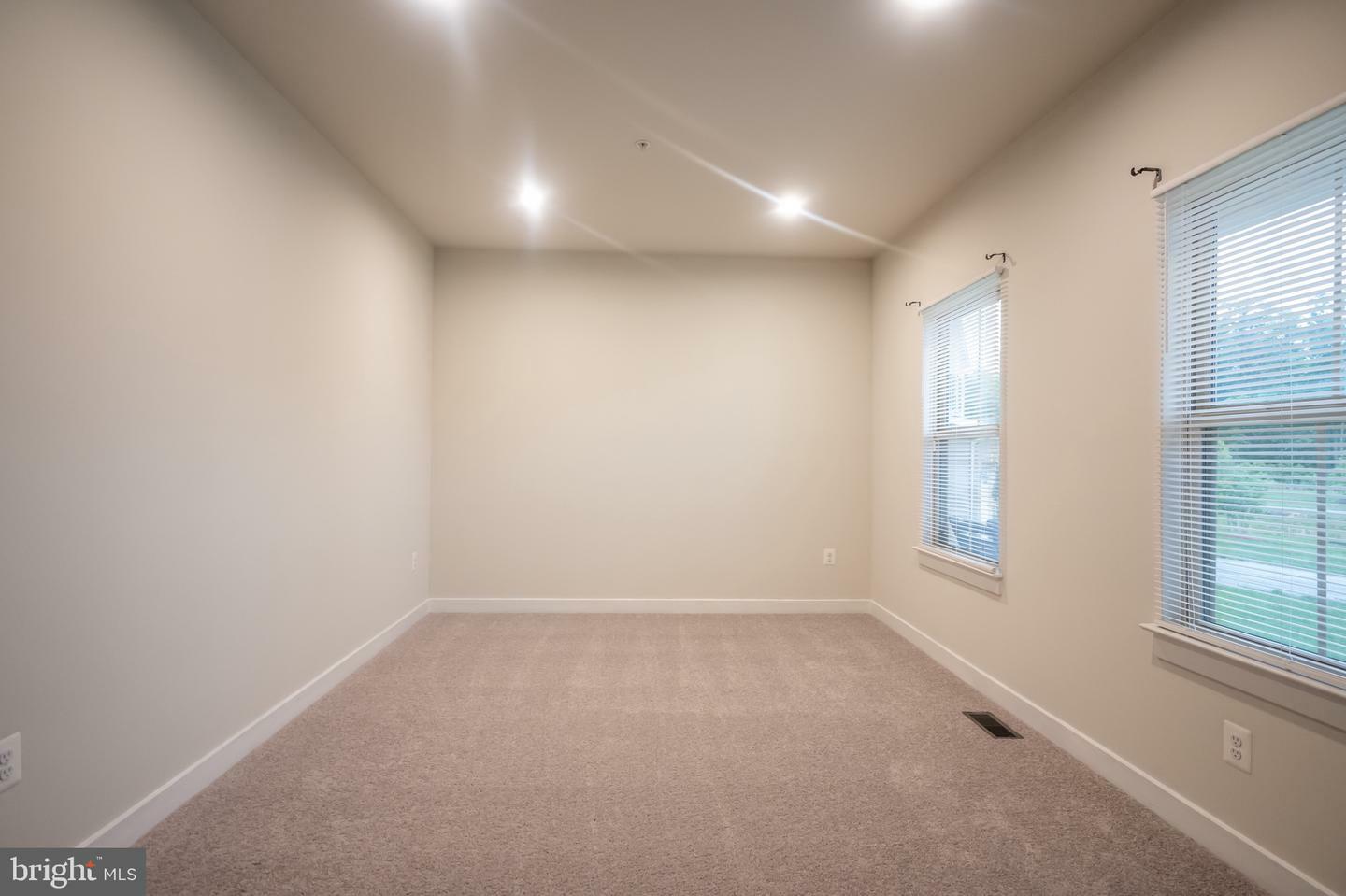 Property Photo: 14108 Lunnet Court MD 20607