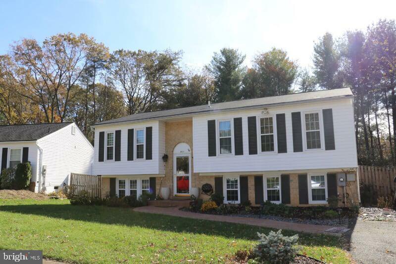Property Photo: 5521 Corot Court VA 22032
