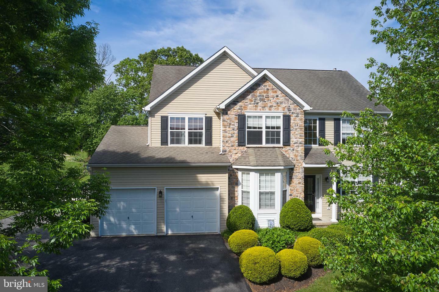 Property Photo: 1156 Wendler Circle PA 19465