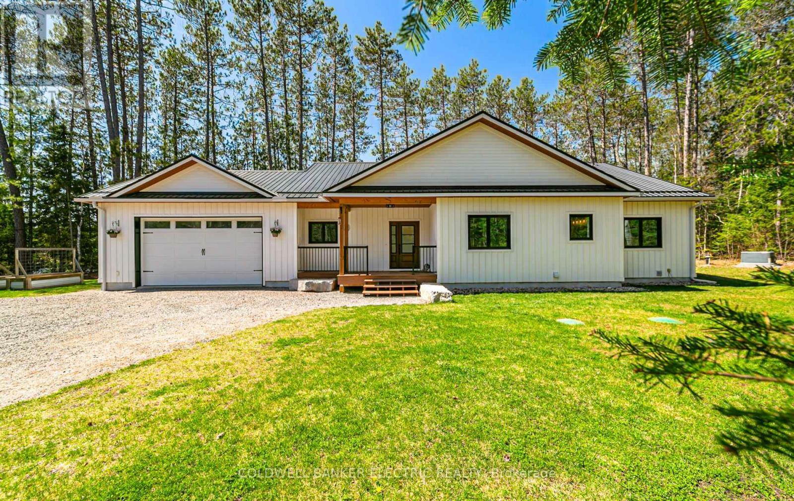 Property Photo: 17 Ida Ho Lane ON K0L 1C0