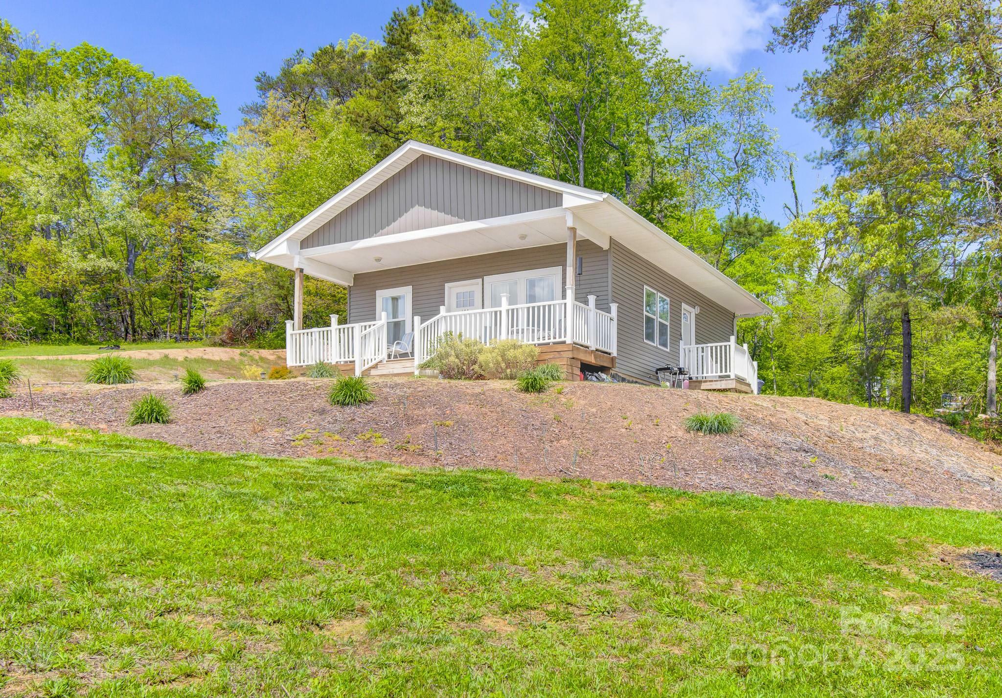 106 Thistle Field Drive  Asheville NC 28806 photo