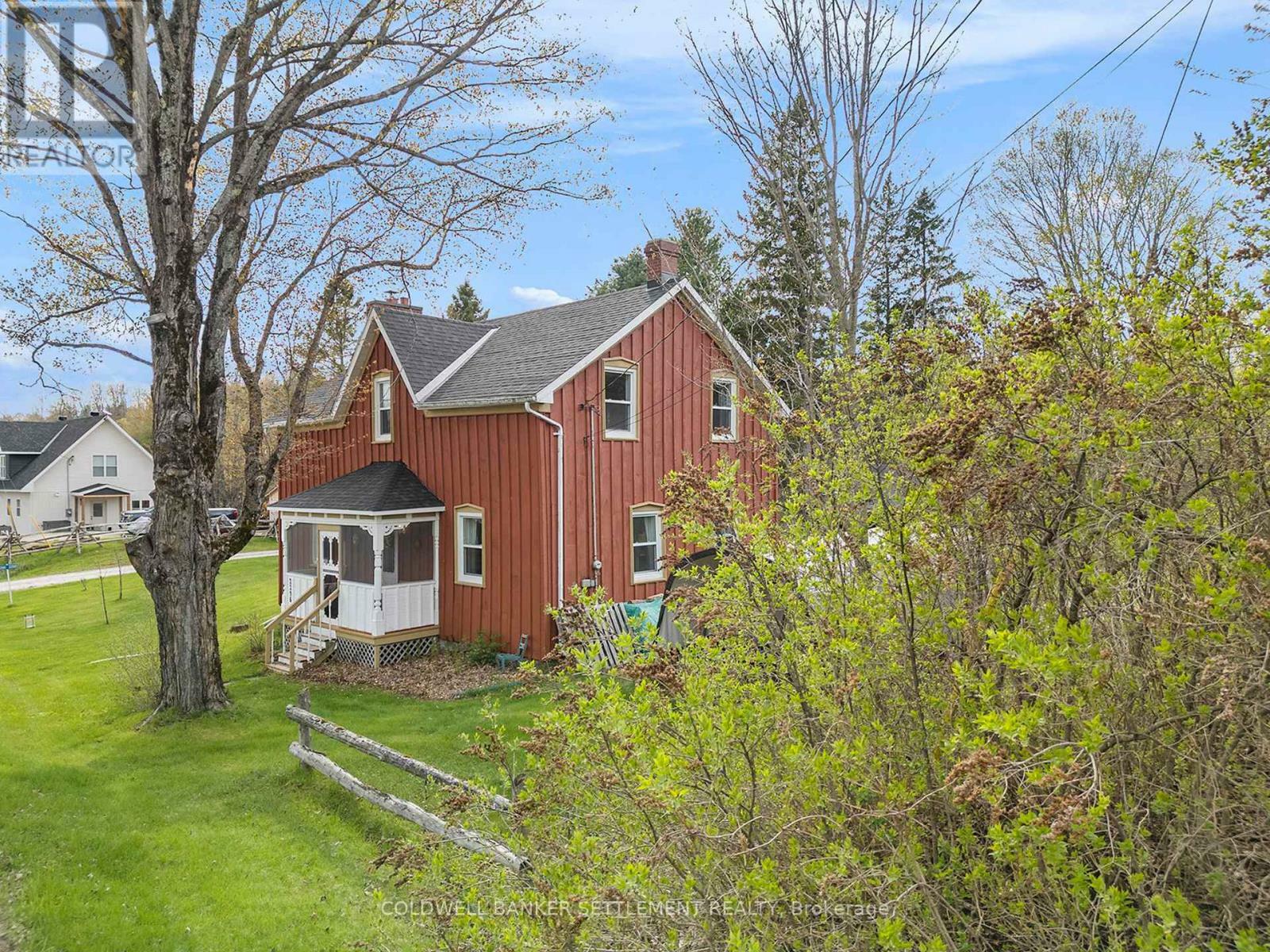 Property Photo:  2296 South Lavant Road  ON K0G 1K0 