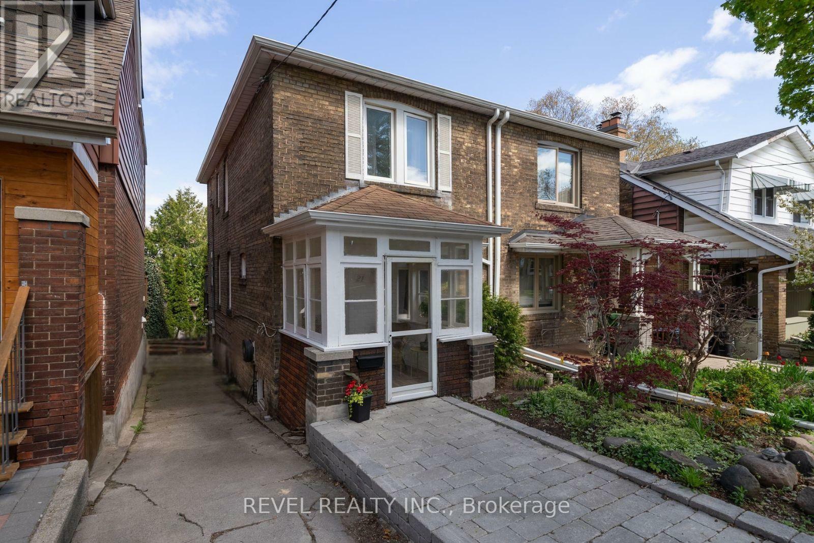 Property Photo: 21 Aldridge Avenue ON M4C 3W3