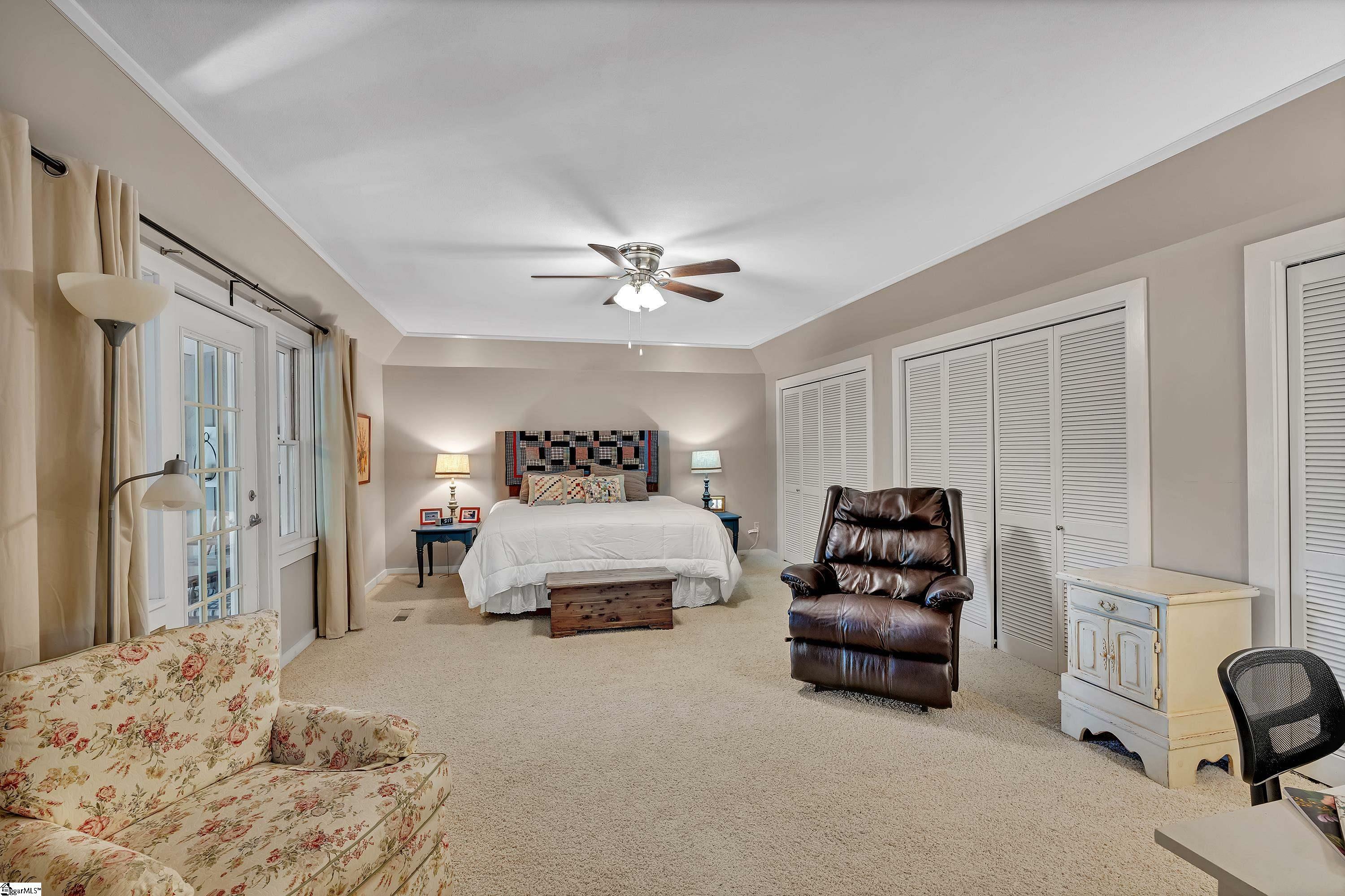 Property Photo: 7 Hearthstone Lane SC 29356