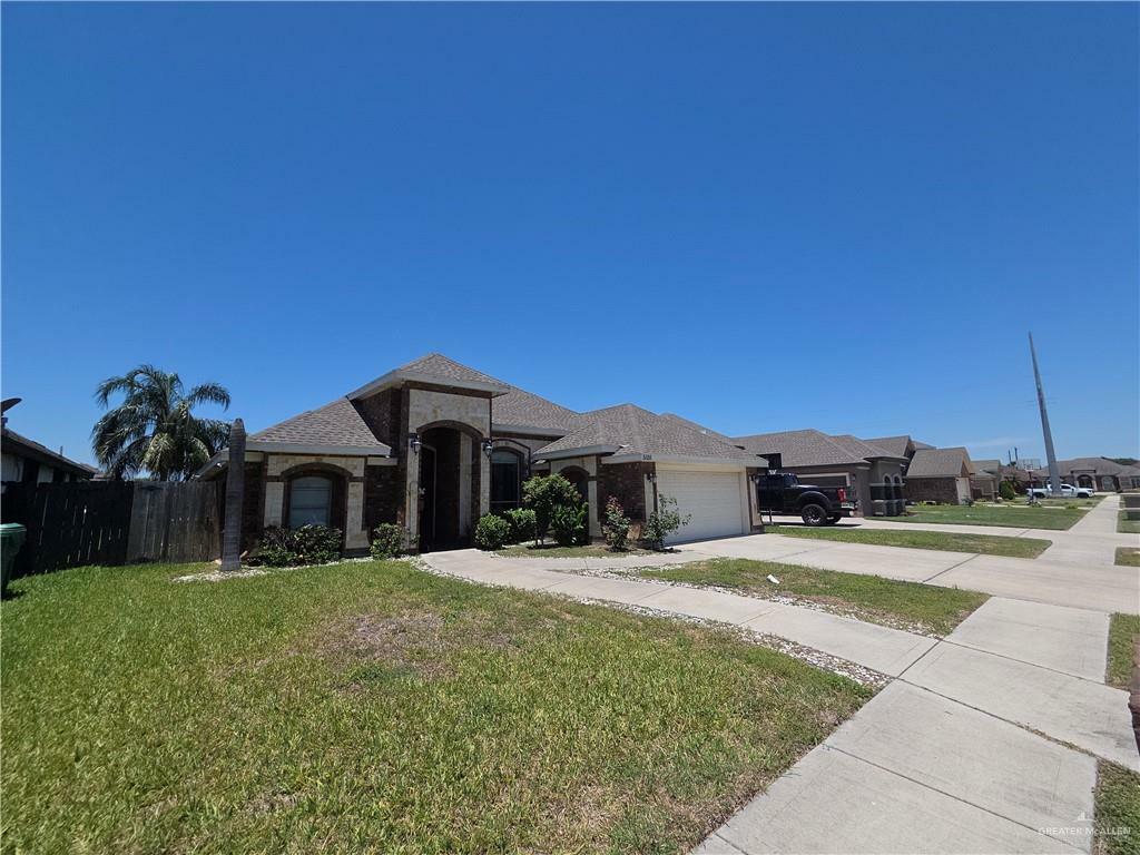 Property Photo: 5105 N Ebony Street TX 78577