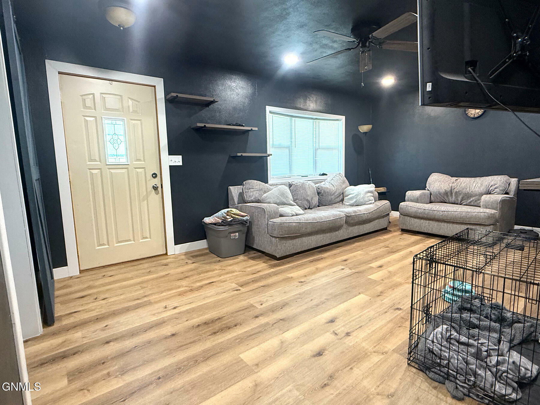 Property Photo: 1109 1st Avenue N ND 58401