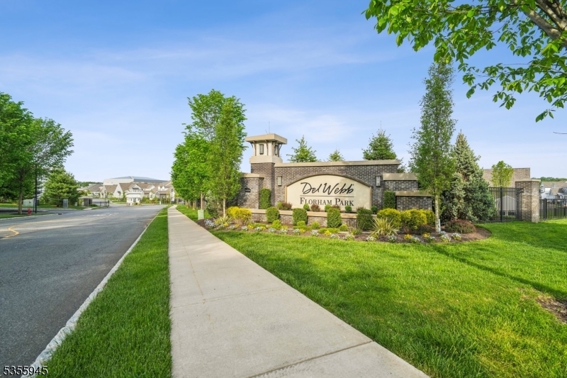 Property Photo: 2 Vanderbilt Blvd 103 NJ 07932