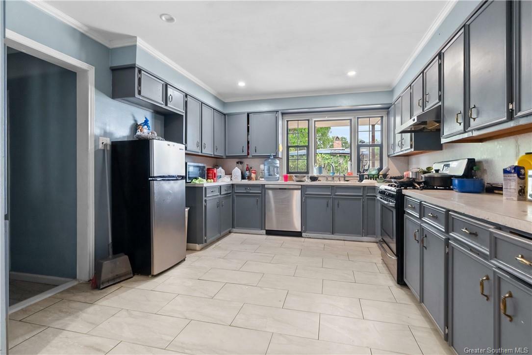 Property Photo: 3510 Gerstner Memorial Boulevard LA 70607