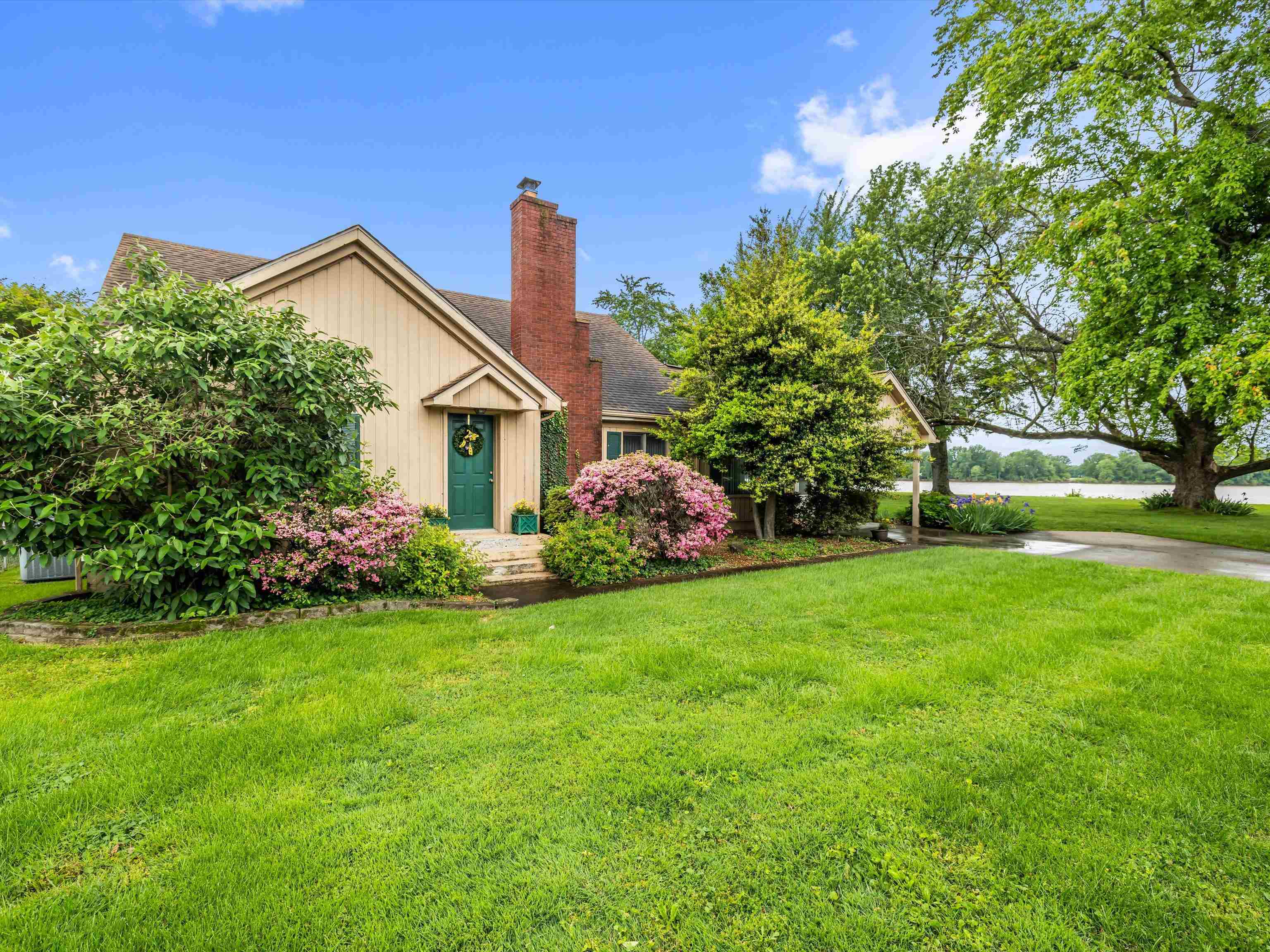 Property Photo: 108 Riverview Dr KY 42420