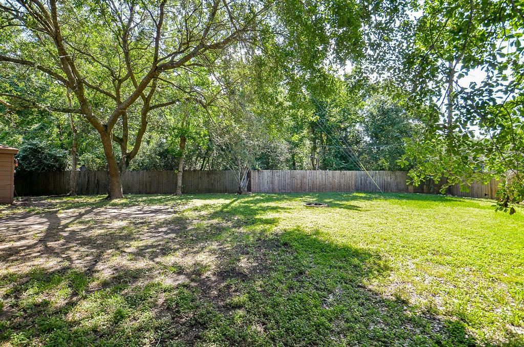 Property Photo: 4802 Pine Cliff Drive TX 77084