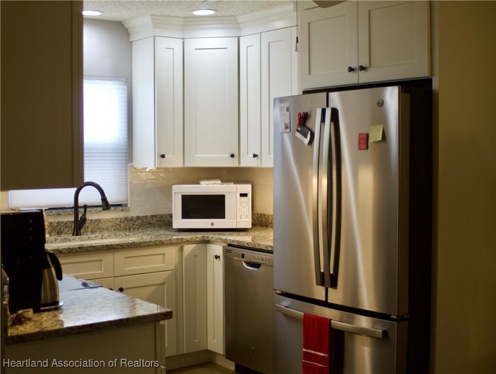 Property Photo: 102 Oak Grove Street FL 33852