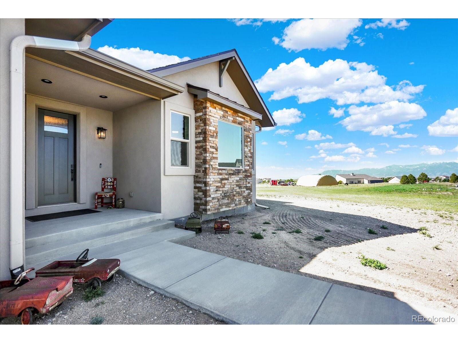 Property Photo:  7871 Bannockburn Trl  CO 80908 