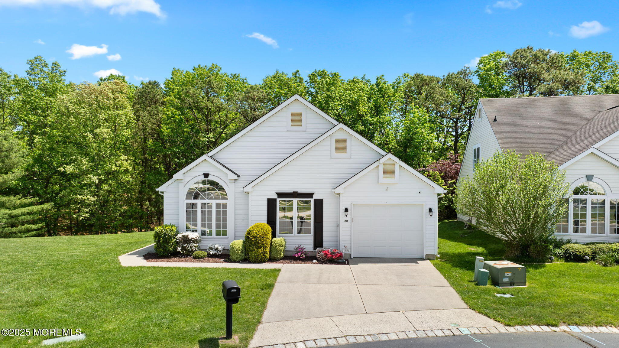 Property Photo: 19 Dexter Lane NJ 08527